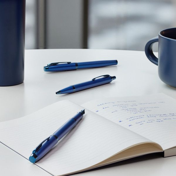 Ручка шариковая Parker IM Monochrome K328 (CW2172966) Blue PVD, M, чернила синие, подарочная коробка