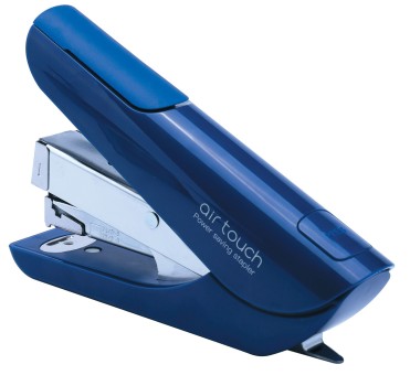 Степлер Kw-Trio 0556A-BLU Half strip Air touch 24/6-26/8 (40листов) синий 100скоб пластик