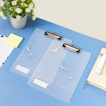 Папка-планшет Deli 72603 A4 полипропилен ассорти